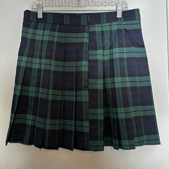 Bagatelle Collection Plaid Pleated Mini Skirt Green Black Tartan Size Large NWOT - Picture 7 of 7